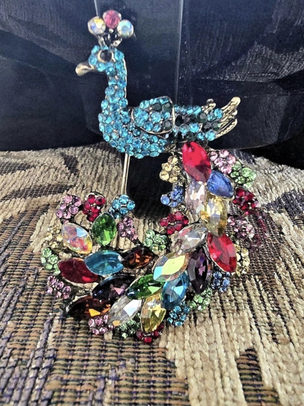 Multicolor Peacock Brooch - Picture 5 of 7